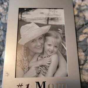 Silver Photo Frame with #1 Mom Design
